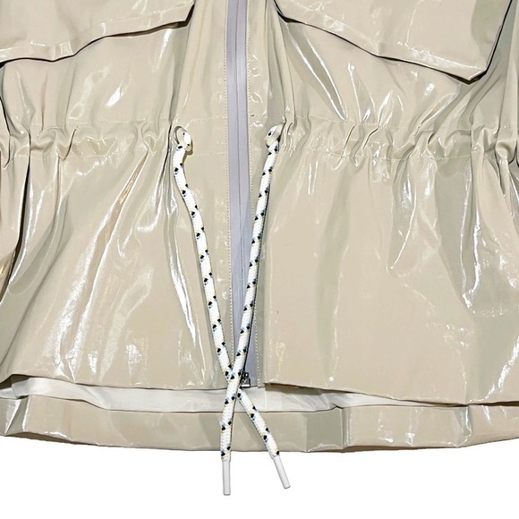 MICHI ARES GLOSS HIGH COLLAR UTILITY JACKET. LUXURY PERFORMANCE ATHLETIC WEAR. - Picture 11 of 16